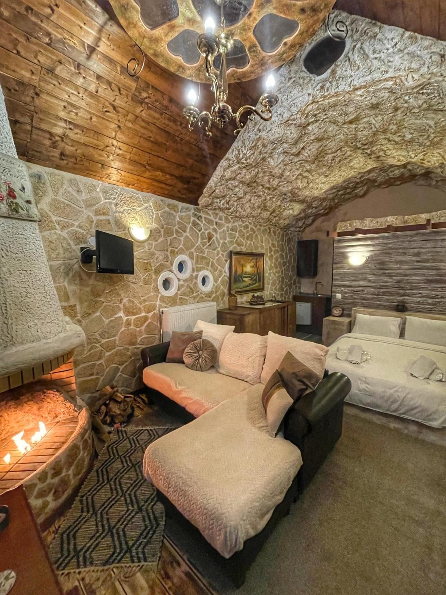 Anilia Guesthouse Синикия-Меси-Трикала Экстерьер фото